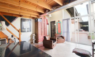 VENTA CASA 5 AMBIENTES CON PILETA MONTE GRANDE