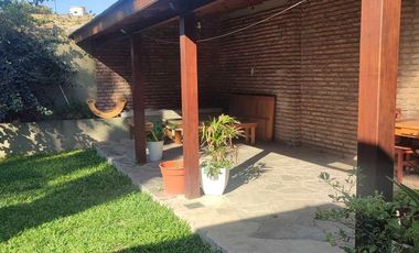 VENTA CASA 3 AMB EN DON BOSCO APTA  CREDITO
