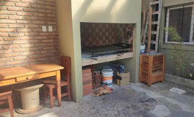 VENTA CASA 3 AMB EN DON BOSCO APTA  CREDITO