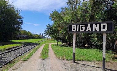LOTE EN VENTA BIGAND- POSIBILIDAD DE FINANCIACIÓN-