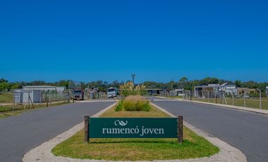 VENTA CASA 5 AMBIENTES CON PISCINA RUMENCO JOVEN