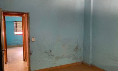 VENTA CASA 3 AMB. A RECICLAR  BARRIO DON EMILIO