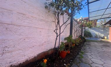 Casa en Arriendo en LOS ALIAGA- DUBLE ALMEYDA- COLEGIO SAN AGUSTIN