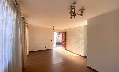Casa en Arriendo en LOS ALIAGA- DUBLE ALMEYDA- COLEGIO SAN AGUSTIN