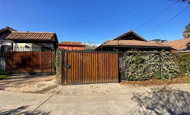 Casa en Arriendo en LOS ALIAGA- DUBLE ALMEYDA- COLEGIO SAN AGUSTIN