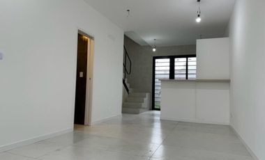 DUPLEX A ESTRENAR PALOMAR -  3 AMB. COCHERA, PATIO