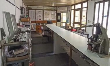 Venta Galpon Bv Oroño y Amenabar
