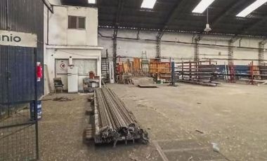 Venta Galpon Bv Oroño y Amenabar