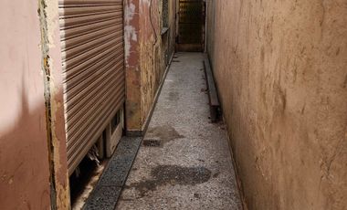 VENTA DE LOTE EN LANUS ESTE CON CASA Y DEPTO