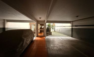VENTA COCHERA CUBIERTA SAN ISIDRO