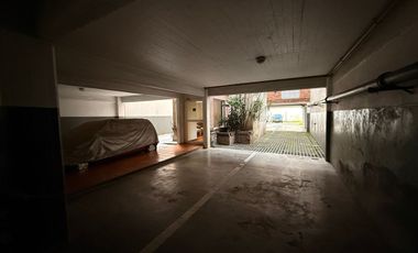 VENTA COCHERA CUBIERTA SAN ISIDRO