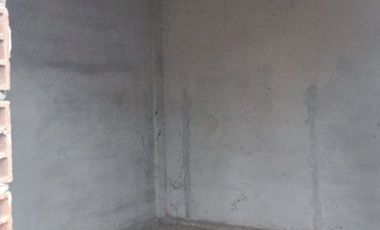 VENTA CASA 2 AMB. FLORENCIO VARELA EN LOTE PROPIO