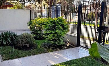 Excelente Casa en LUIS GUILLON. GRAN OPORTUNIDAD
