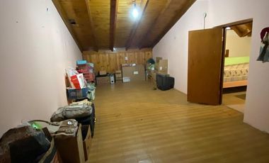 Excelente Casa en LUIS GUILLON. GRAN OPORTUNIDAD