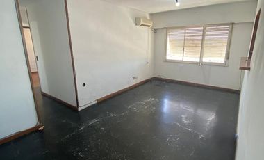 DEPARTAMENTO 3 AMBIENTES EN BARRIO APOLO XI