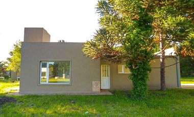 VENTA CASA A ESTRENAR 4 AMB BARRIO LAS LOMAS