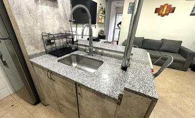 Venta PH sin expensas en Mataderos