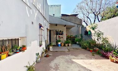 VENTA CASA 4 AMB CON COCHERA EN SARANDÍ