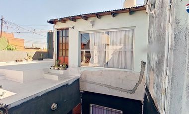 VENTA CASA 4 AMB CON COCHERA EN SARANDÍ