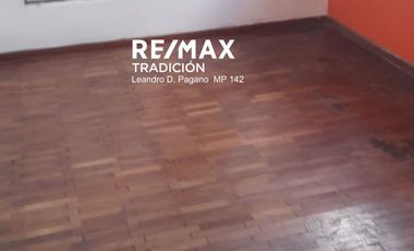 Casa en Venta 6 amb. Microcentro