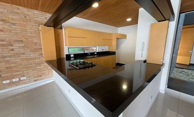 Casa en Arriendo Ubicado en Envigado Codigo 802