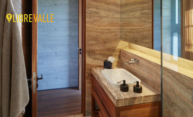 VENTA CASA EN AVANDARO / VALLE DE BRAVO CASA LAGO & PIEDRA