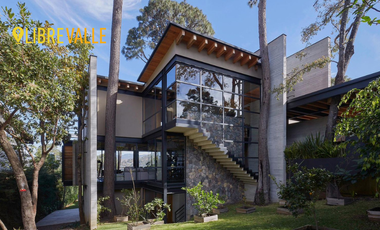 VENTA CASA EN AVANDARO / VALLE DE BRAVO CASA LAGO & PIEDRA