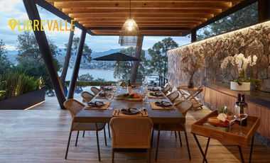 VENTA CASA EN AVANDARO / VALLE DE BRAVO CASA LAGO & PIEDRA