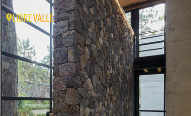 VENTA CASA EN AVANDARO / VALLE DE BRAVO CASA LAGO & PIEDRA