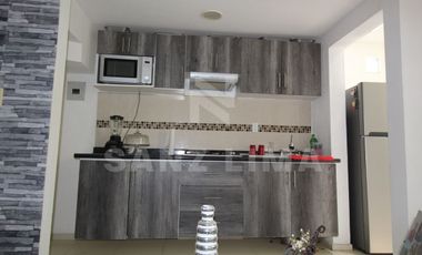 Los Olivos 3ra sección: Casa de tres niveles con espacios muy bien aprovechados.