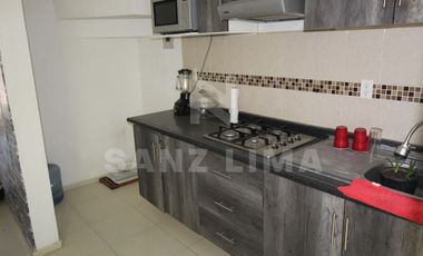 Los Olivos 3ra sección: Casa de tres niveles con espacios muy bien aprovechados.