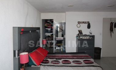 Los Olivos 3ra sección: Casa de tres niveles con espacios muy bien aprovechados.