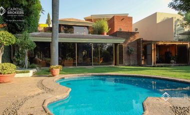 Casa de Lujo Lomas del Valle Alberca Jardin Colinas