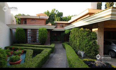 Casa de Lujo Lomas del Valle Alberca Jardin Colinas