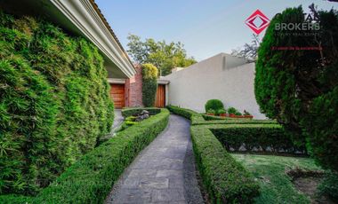 Casa de Lujo Lomas del Valle Alberca Jardin Colinas