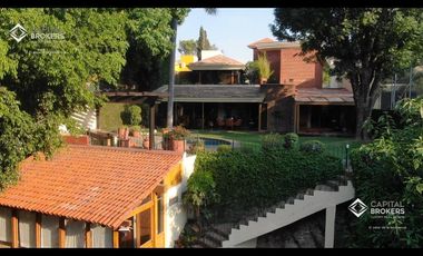 Casa de Lujo Lomas del Valle Alberca Jardin Colinas