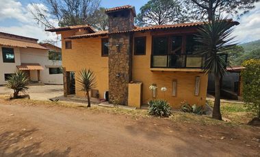 Hermosa cabaña en zona turistica comercial de mazamitla jalisco
