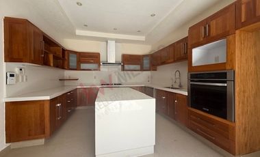 VENTA CASA EN CONDOMINIO CONJUNTO DE SOLO 2 CASAS EN COL. DEL CARMEN COYOACAN