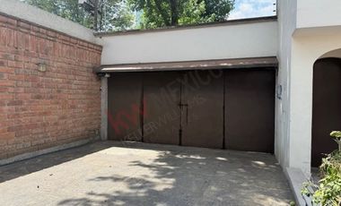 VENTA CASA EN CONDOMINIO CONJUNTO DE SOLO 2 CASAS EN COL. DEL CARMEN COYOACAN