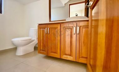 VENTA CASA EN CONDOMINIO CONJUNTO DE SOLO 2 CASAS EN COL. DEL CARMEN COYOACAN