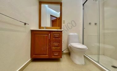 VENTA CASA EN CONDOMINIO CONJUNTO DE SOLO 2 CASAS EN COL. DEL CARMEN COYOACAN