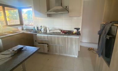 ARRIENDO CASA 4HAB 4BA VALDIVIA