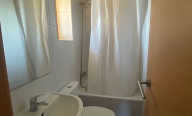 ARRIENDO CASA 4HAB 4BA VALDIVIA