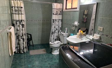 HERMOSA CASA DE 150MTS2 A 100 MTS DEL RÍO TOLTÉN