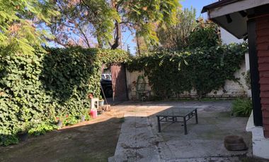 CASA EN PASAJE,  BARRIO TRANQUILO EN LAS CONDES