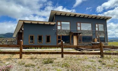 VENTA DE CASA EN PANGUILEMU, COYHAIQUE
