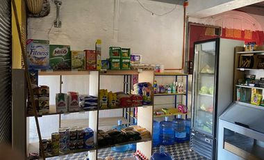 ANTIGUA CASA CON LOCALES COMERCIAL Y UN DEPTO AV BRASIL