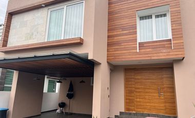 RENTA CASA FRACC JARDINES BELLAVISTA EN METEPEC