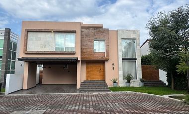 RENTA CASA FRACC JARDINES BELLAVISTA EN METEPEC