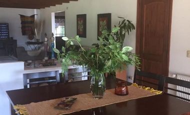 Oportunidad única! Hermosa casa en exclusivo sector de Torobayo